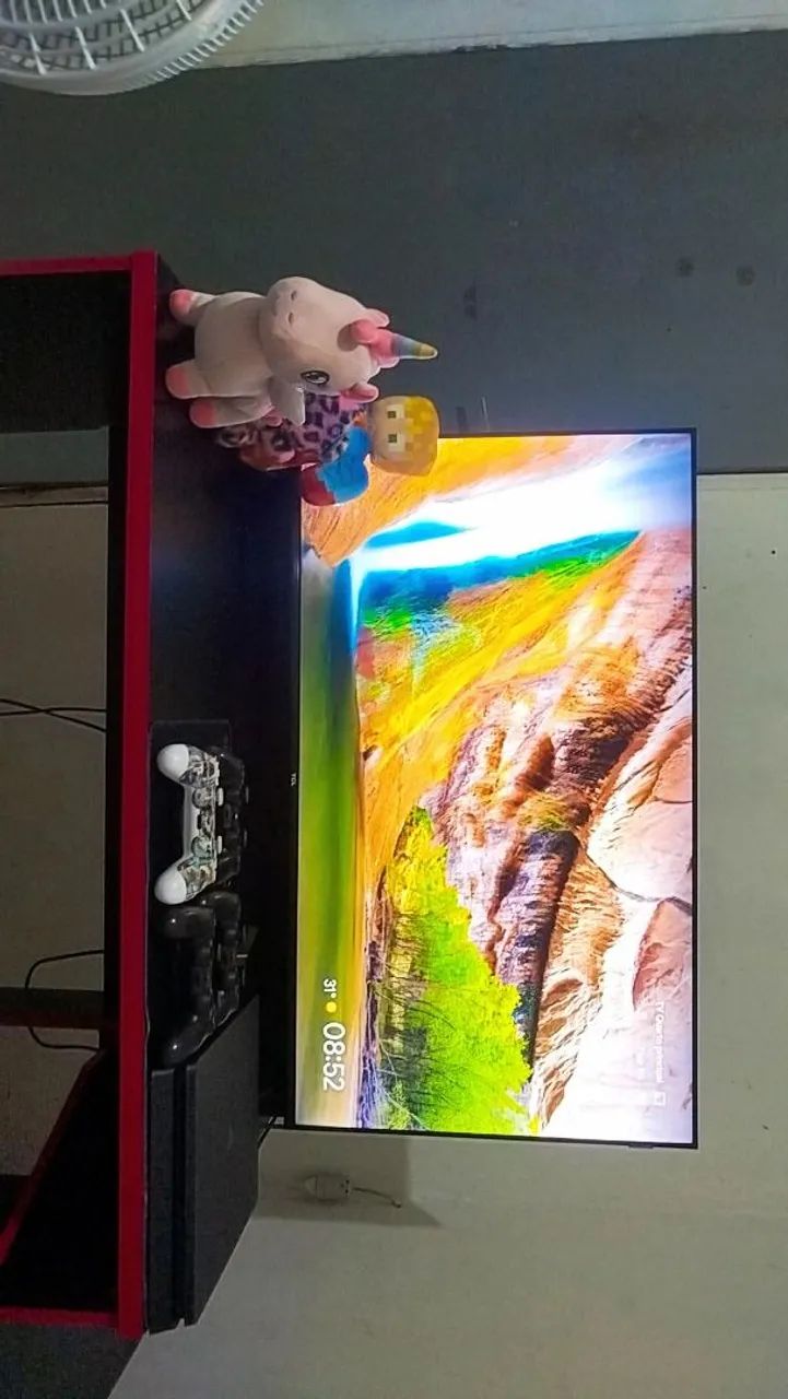 Uma televisão de 43 polegadas  - Foto 2