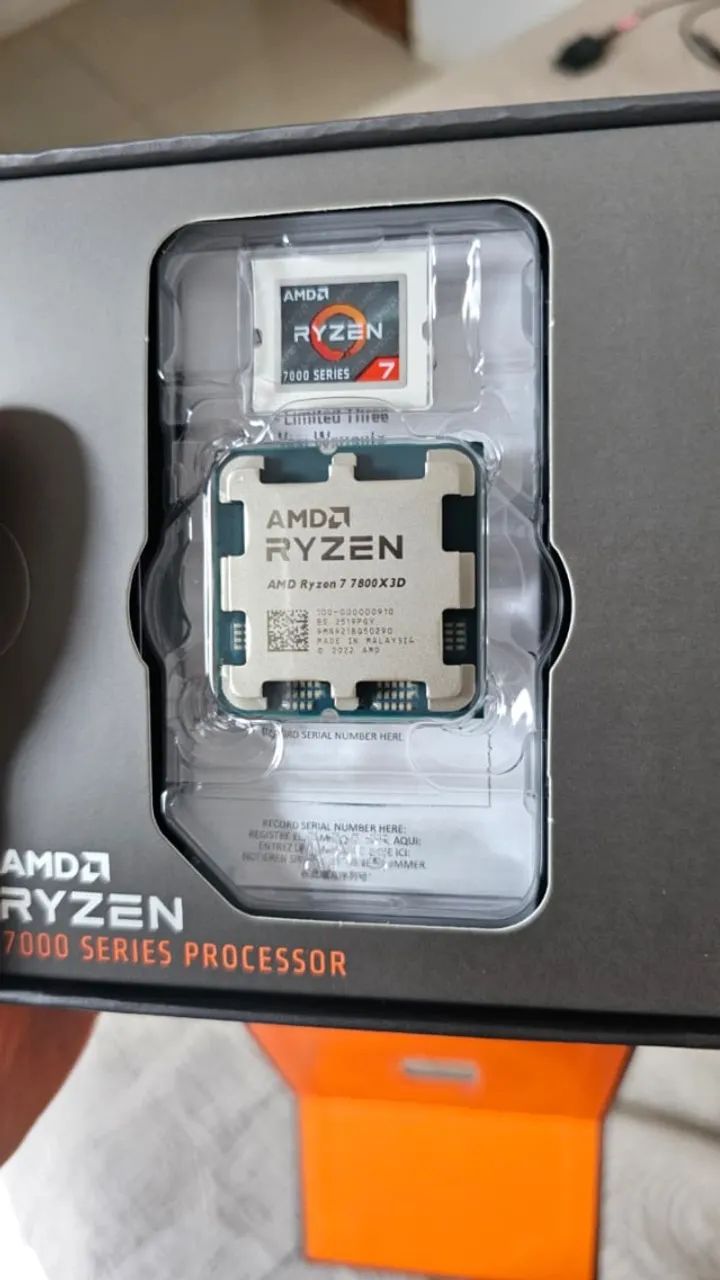 AMD Ryzen 7 7800X3D (LACRADO) - Foto 3