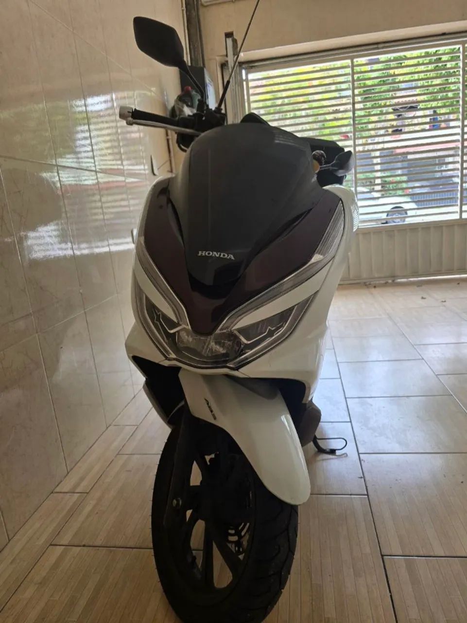 Honda PCX DLX 2020  - Foto 5