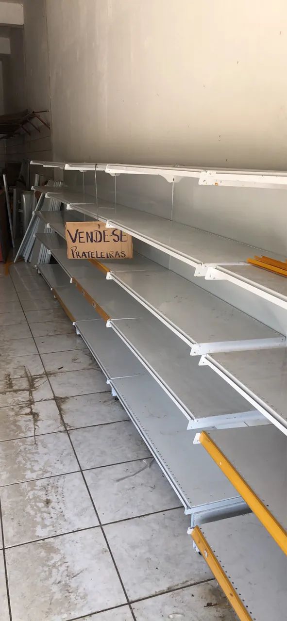 Gôndolas Comerciais de Parede 1.30cm Largura  - Foto 4