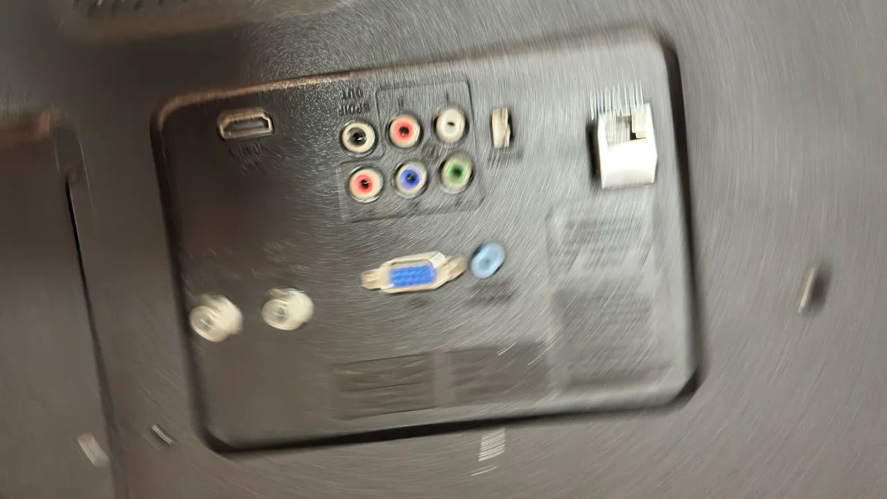Vendo tv 32 polegadas com defeito  - Foto 4
