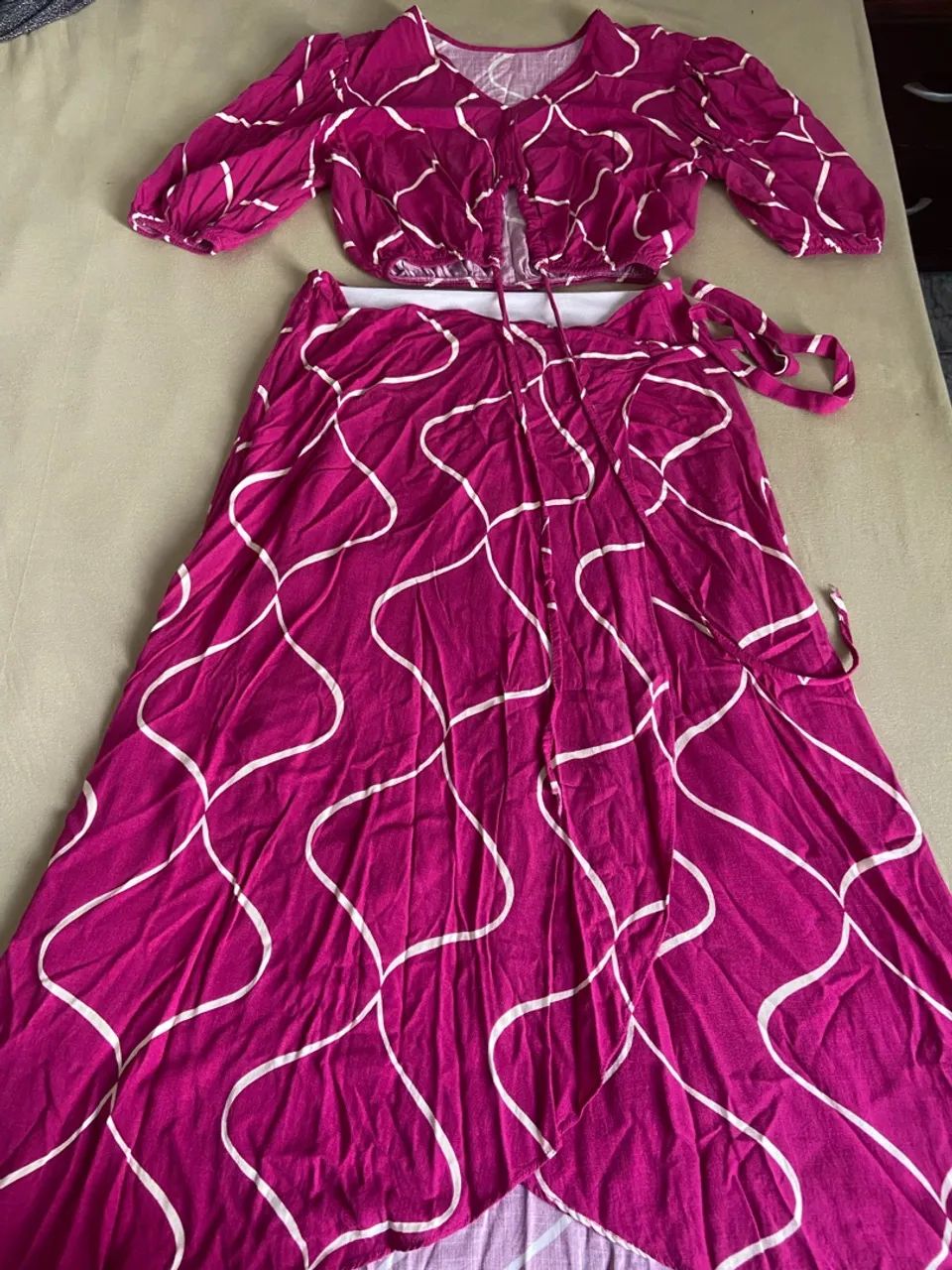 Roupas seminovas - Foto 2