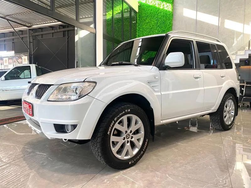 Mitsubishi Pajero 2012