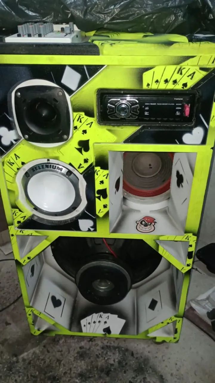 Vende se uma Bob zerada 