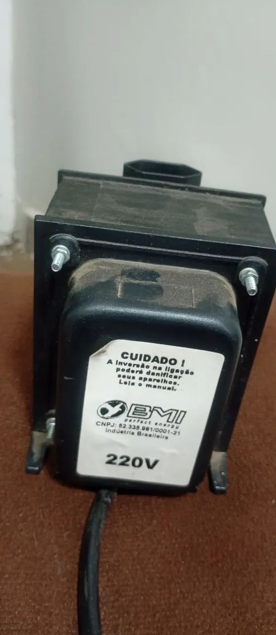 Transformador de 220v para 110