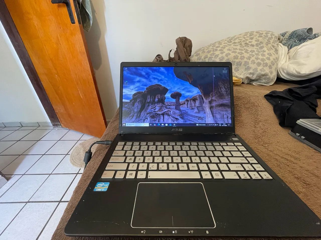Notebook asus i7  - Foto 3