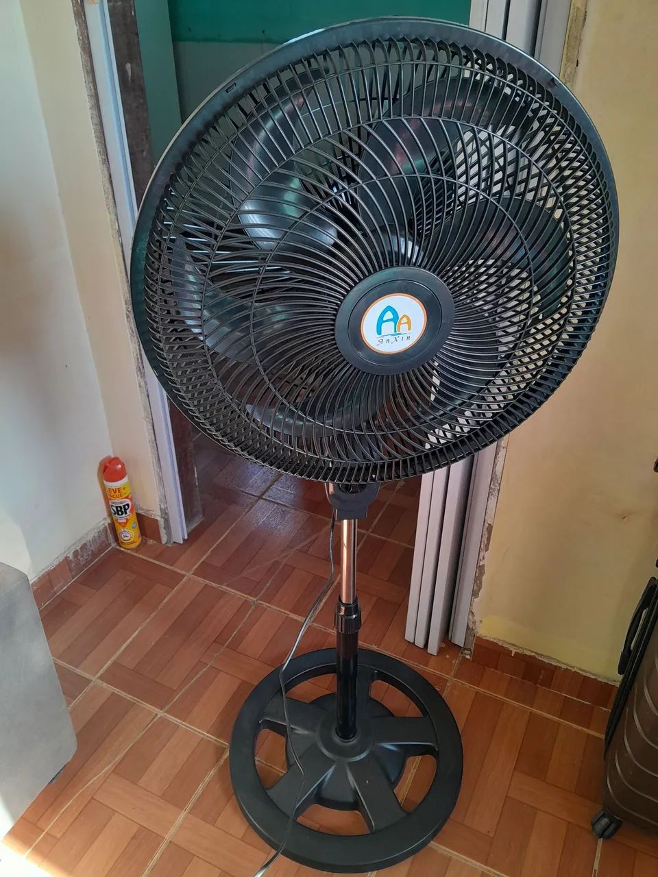Ventilador de pé 