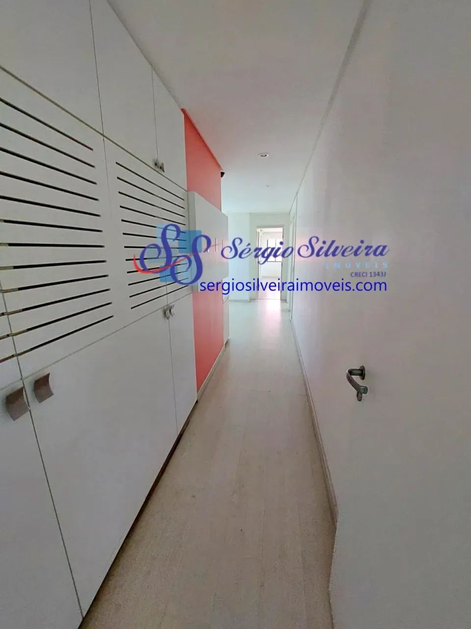 Amplo apartamento com 4 suítes no bairro Guararapes - Foto 10