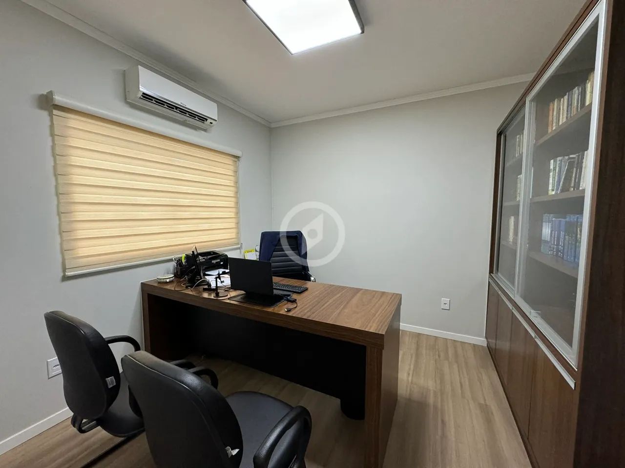 Sala comercial para alugar no bairro Centro - Guaramirim/SC - Foto 4