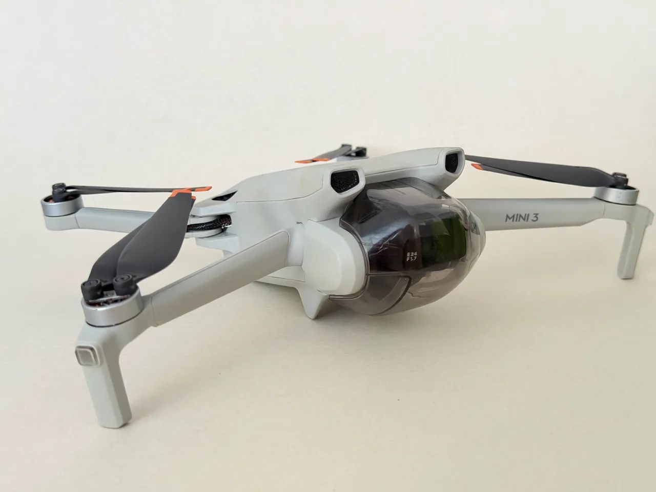 DRONE DJI MINI 3 + CONTROLE COM TELA