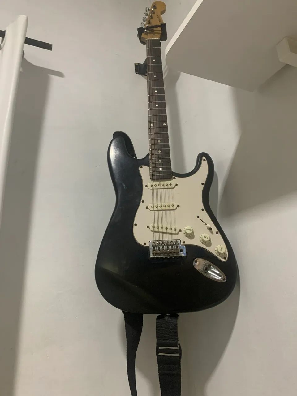 Guitarra Stratocaster Benson 