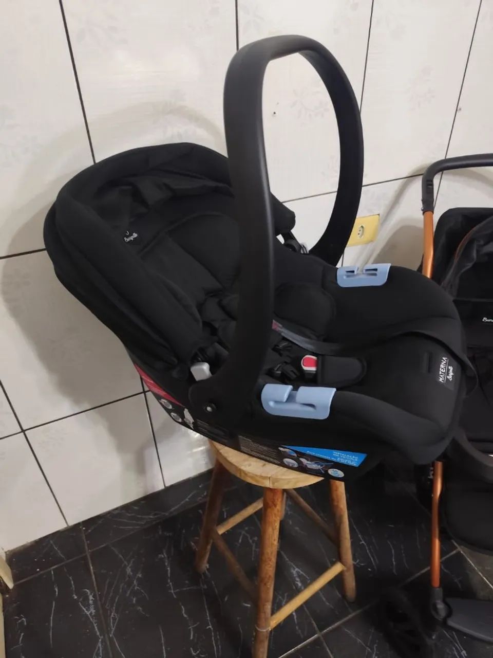 Vendo Carrinho de Bebê + Bebê conforto Burigotto  - Foto 3