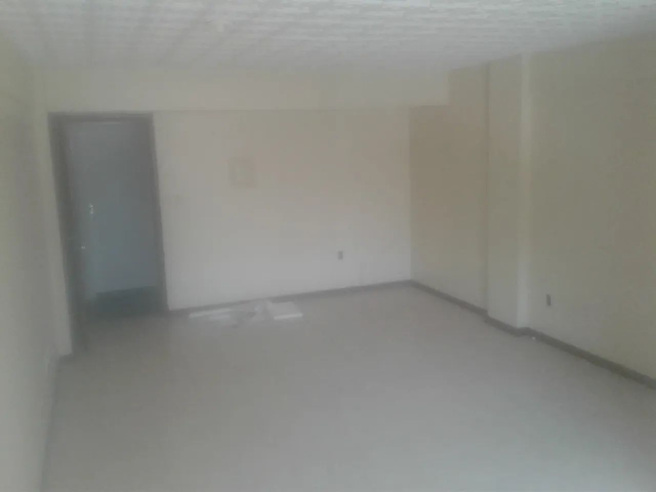 Vendo sala comercial no Ed. Tiradentes- Reduto - Foto 4