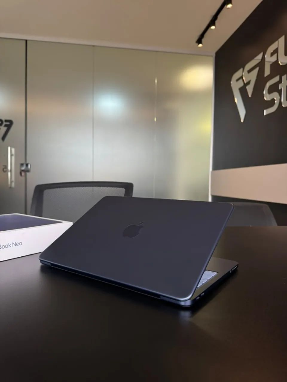 未開封 Apple MacBook neo 512GB インディゴ MacBook Neo 512GB 8GB Indigo Seminovo Garantia Apple - Notebooks