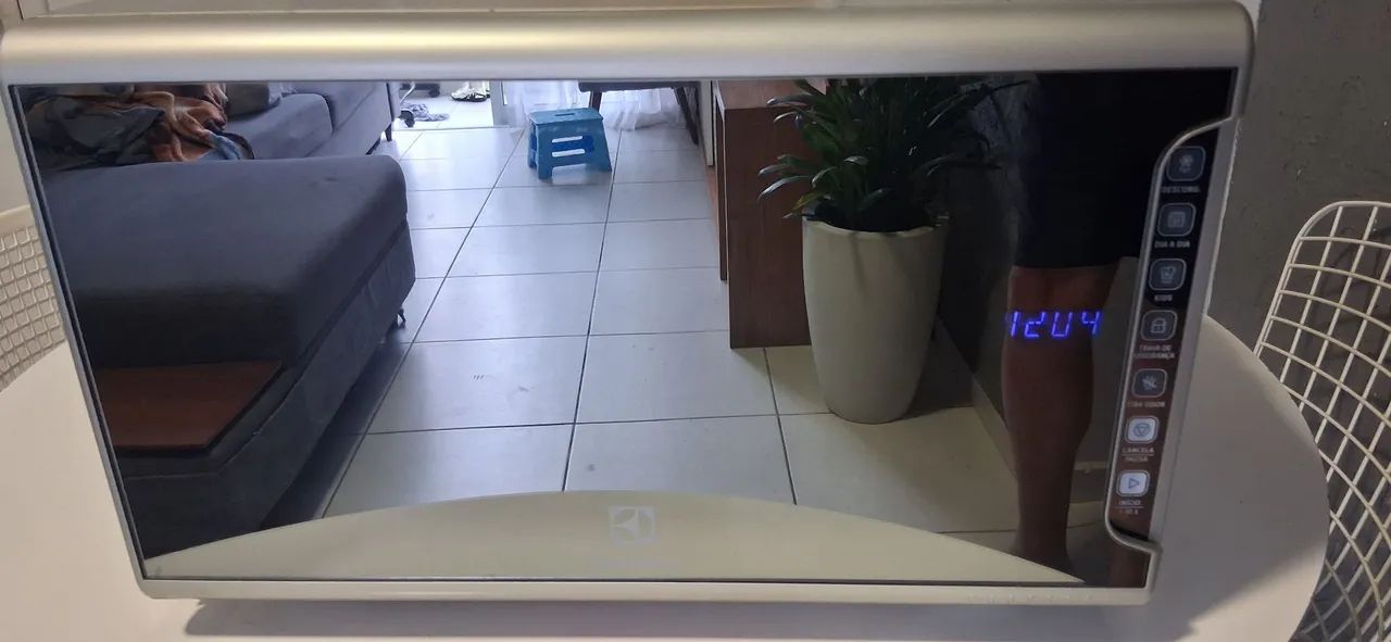 Micro-ondas Electrolux MI41S 127v - Foto 3