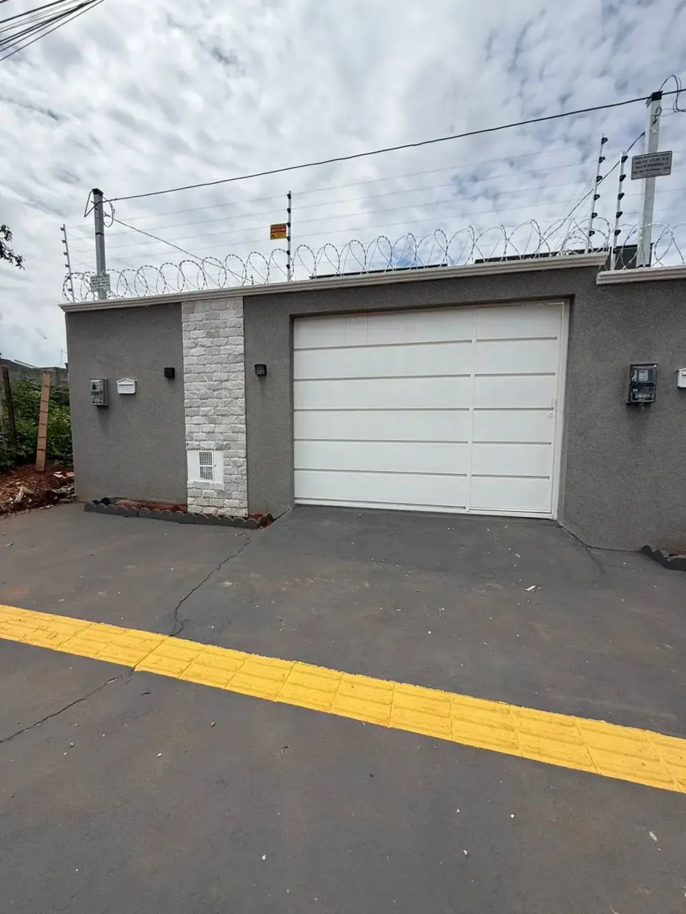Vendo Casa no Setor Serra Dourada codigo: 324590