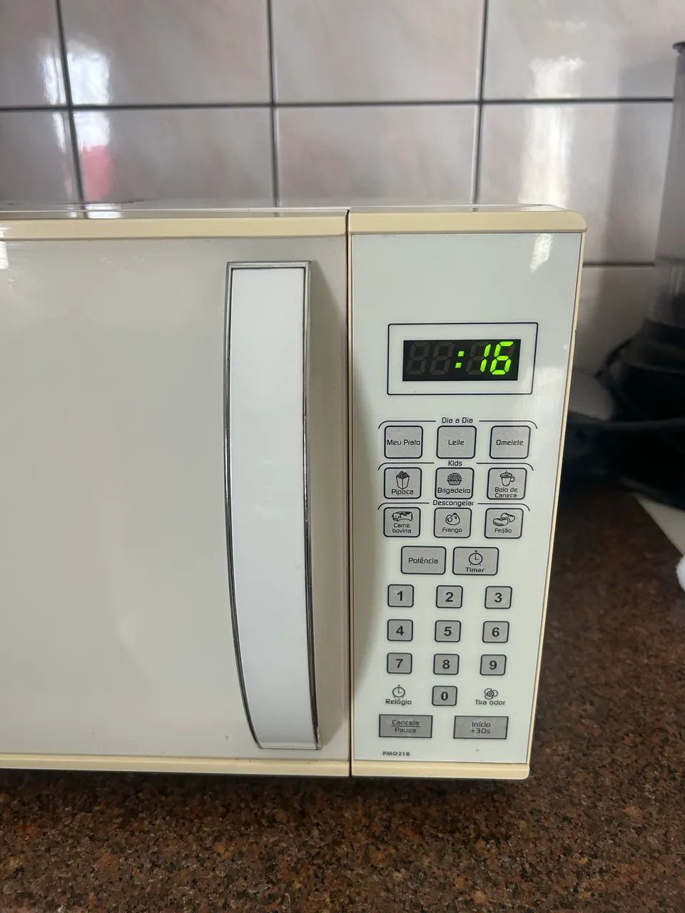MICROONDAS PHILCO SEM MARCAS DE USO  - Foto 5