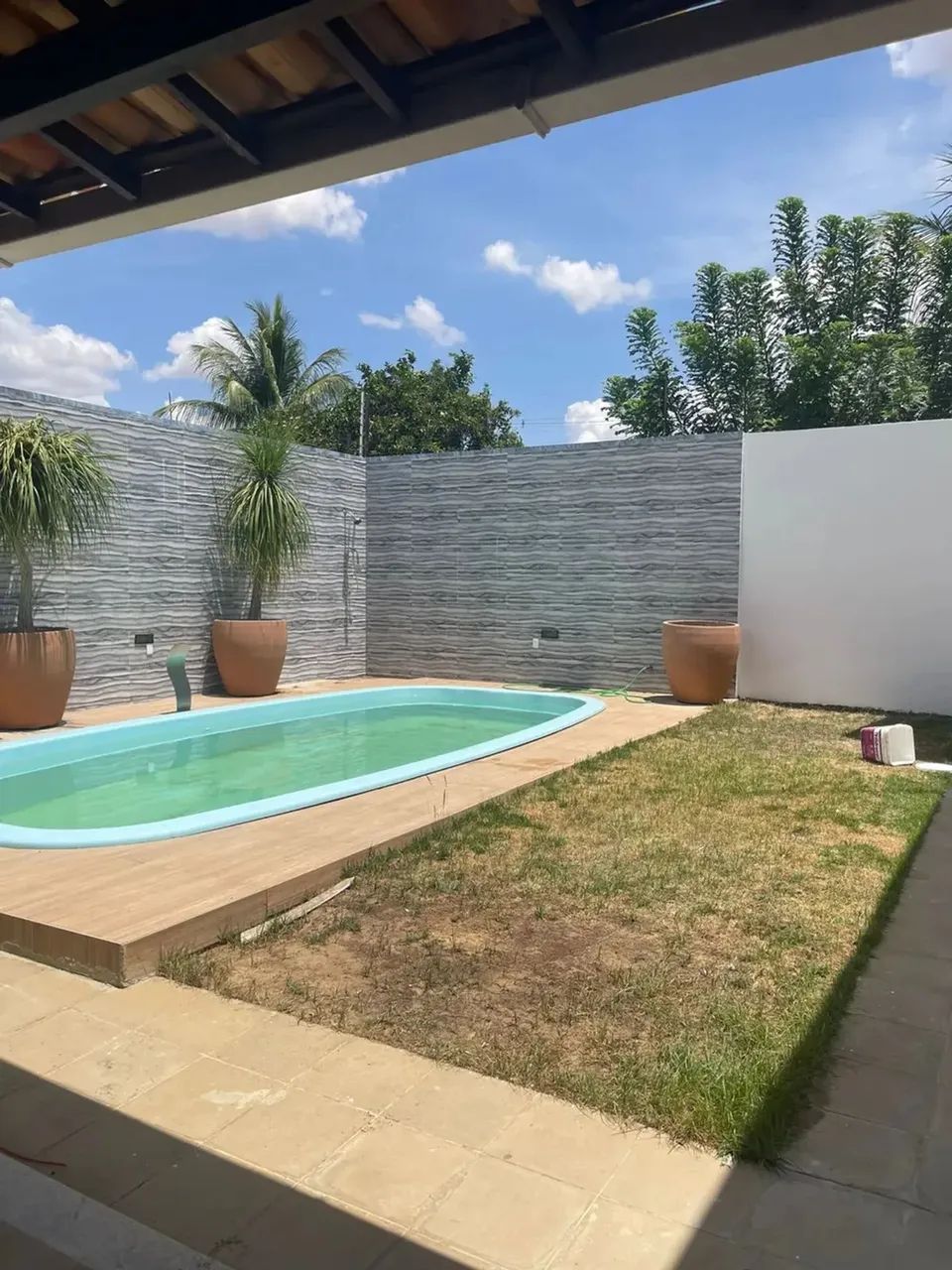 Imóvel para aluguel possui 200 metros quadrados com 3 quartos