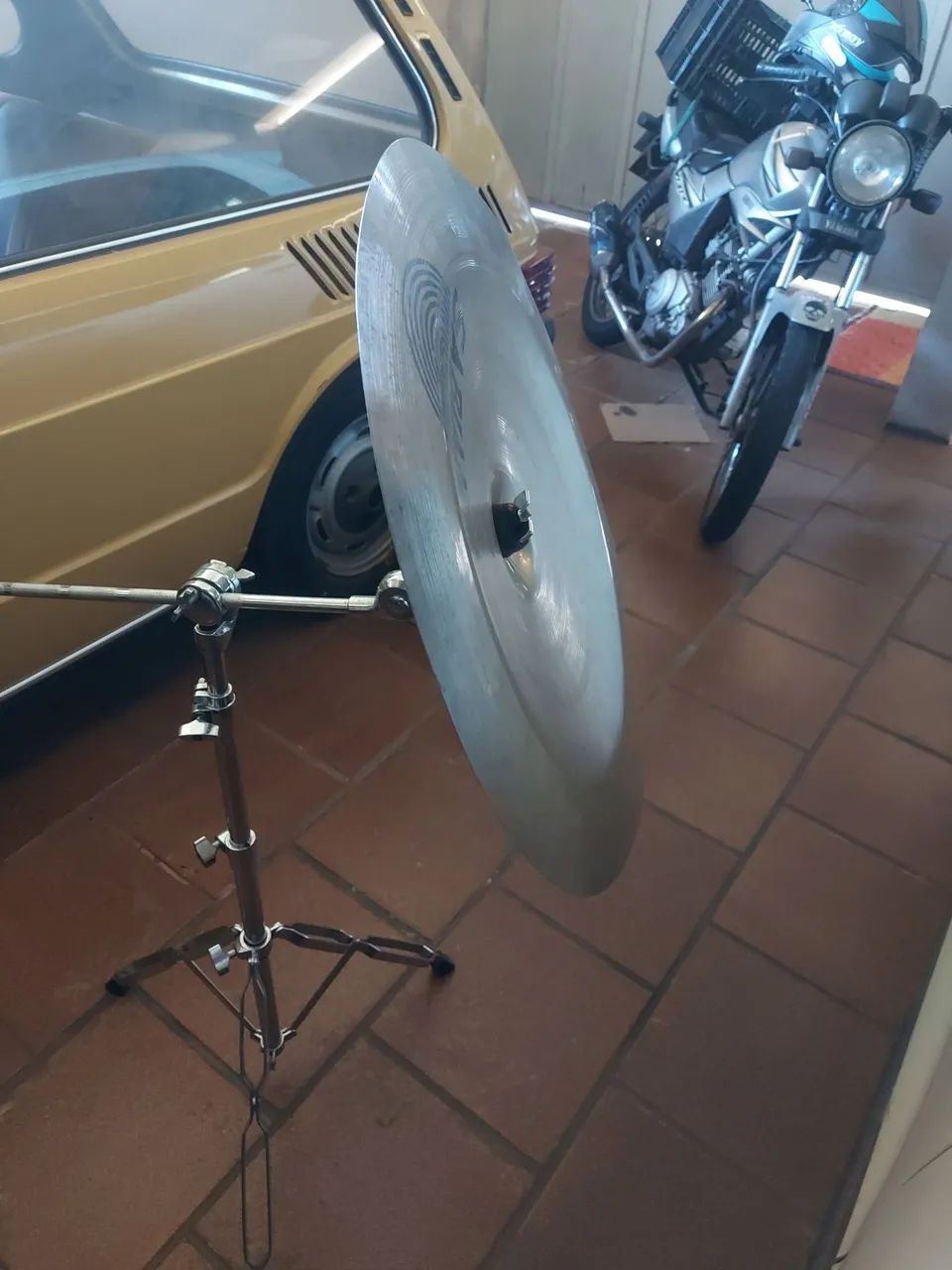 Prato China Sabian AAX 20" - Foto 3