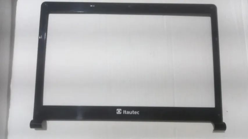 Moldura Notebook Itautec  A7520 - 1510