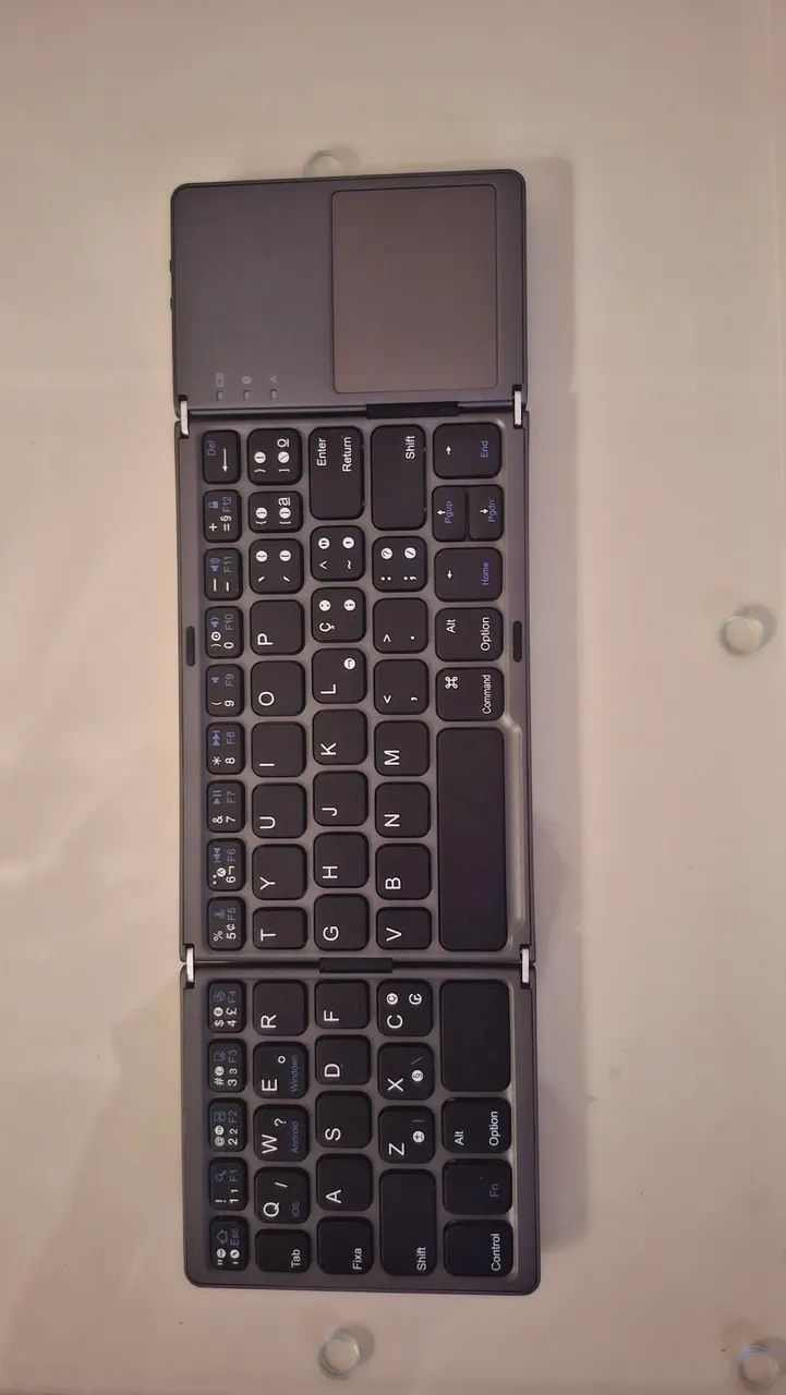 Mini Teclado Dobrável Bluetooth p/ tablet, celular, etc. - Foto 5