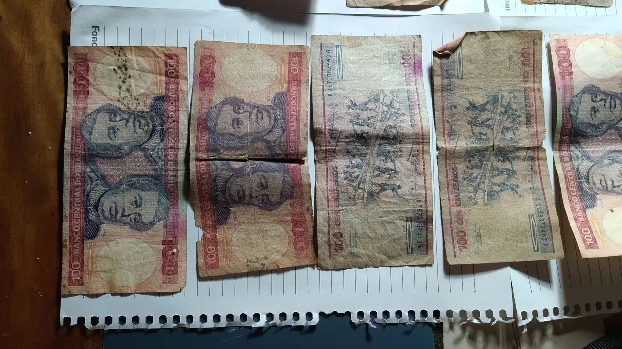 Cédulas papel moeda para colecionadores 
