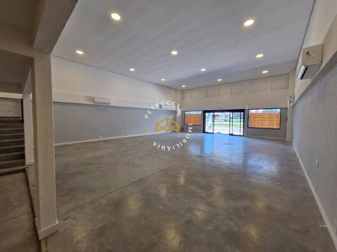 Salão para alugar, 306 m² - Vila Itapura - Campinas/SP - Foto 4