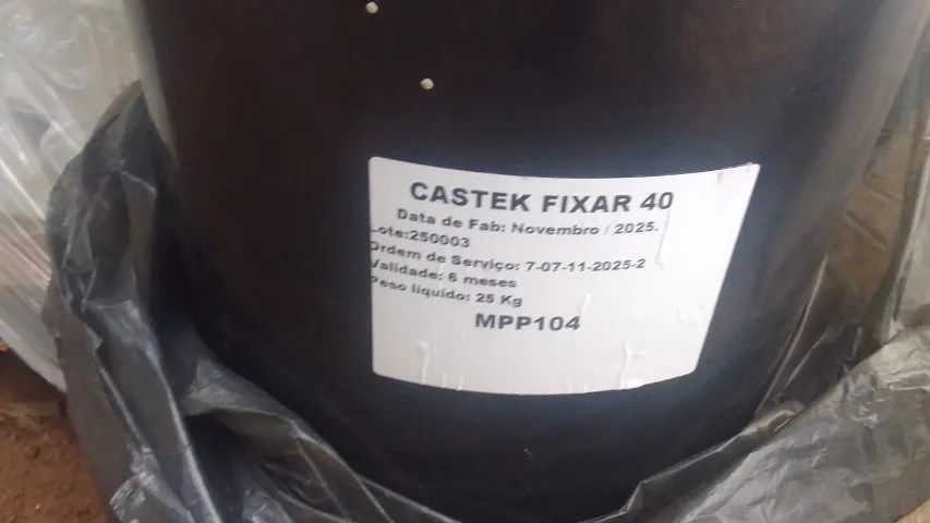 LOTE Galão Primer Para Manta e Castek Fixar 40 18 LITROS-USADOS - Foto 3