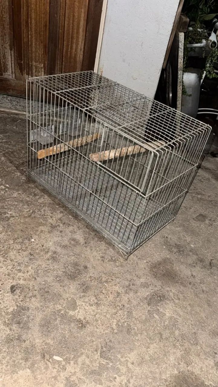 Vendo gaiola de calopsita periquitos e etc... - Foto 4