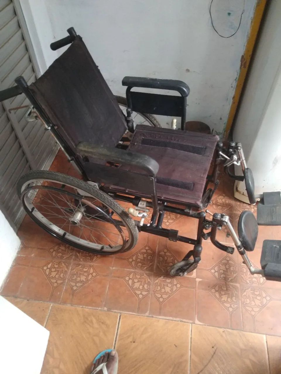 Cadeira de rodas  - Foto 3