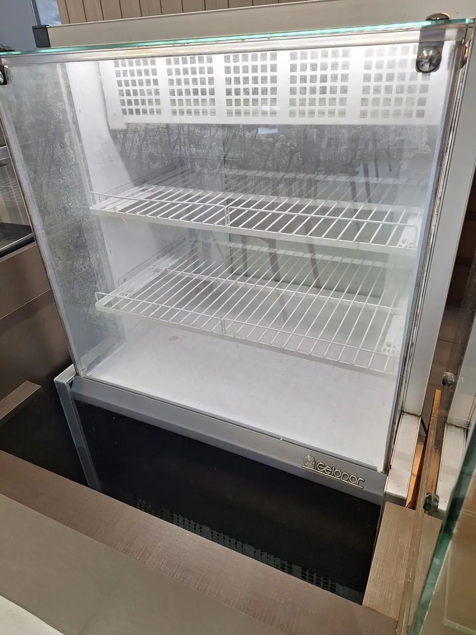 Balcão Vitrine refrigerada 