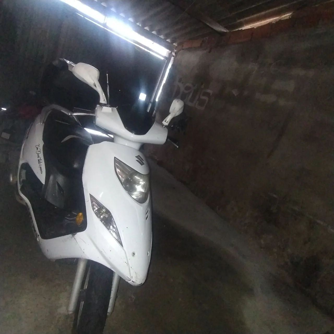 Moto bom estado e bom pra andar  ACEITO negociação  - Foto 3