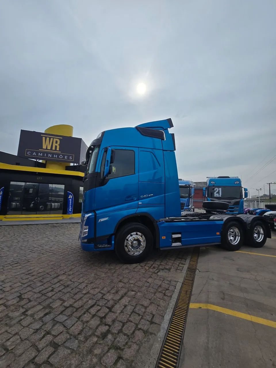 FH540 6x4 2024. 14 Marchas  - Foto 4