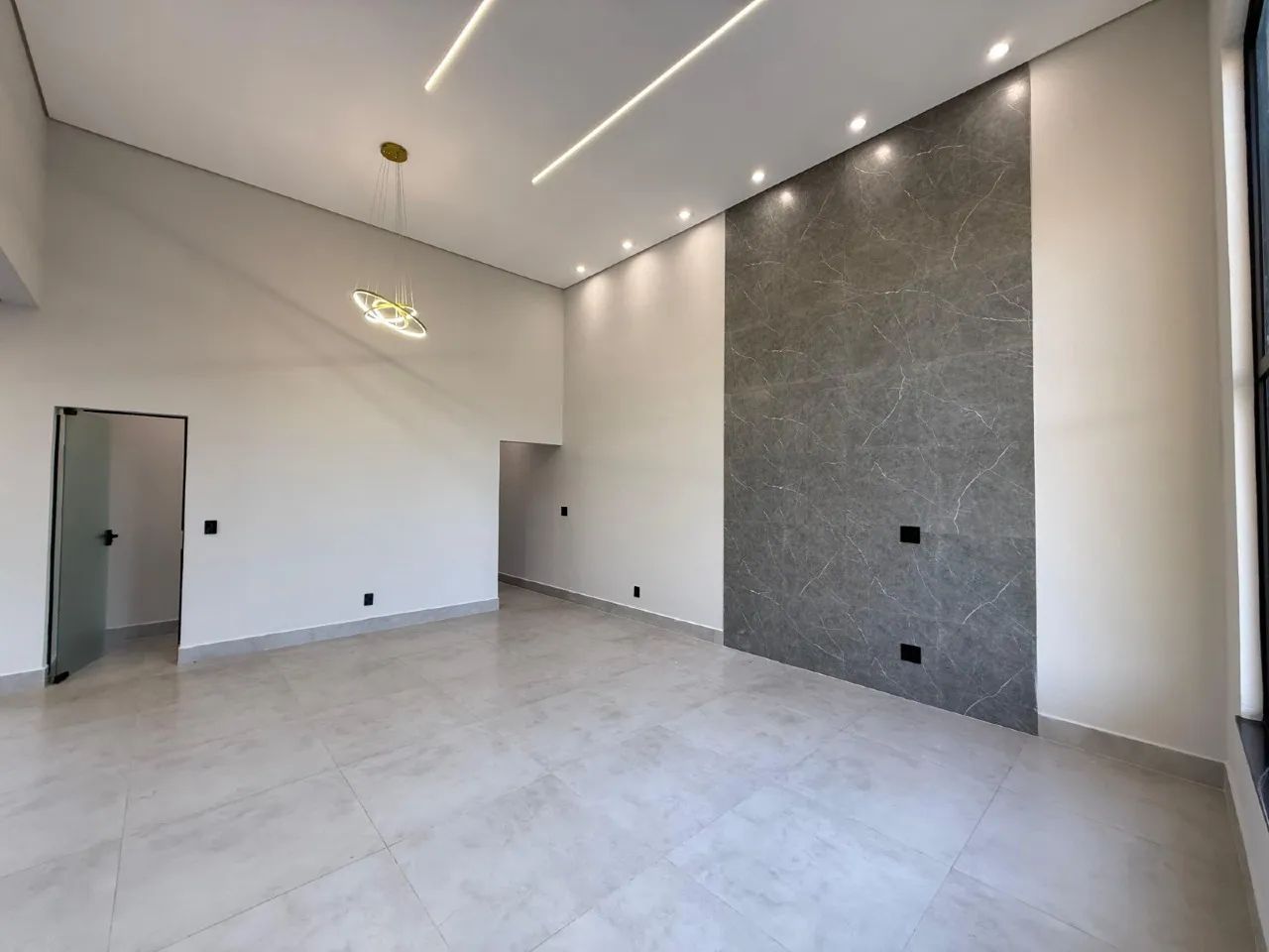 Casa em condomínio à venda com 3 quartos, 187 m², Iracemápolis