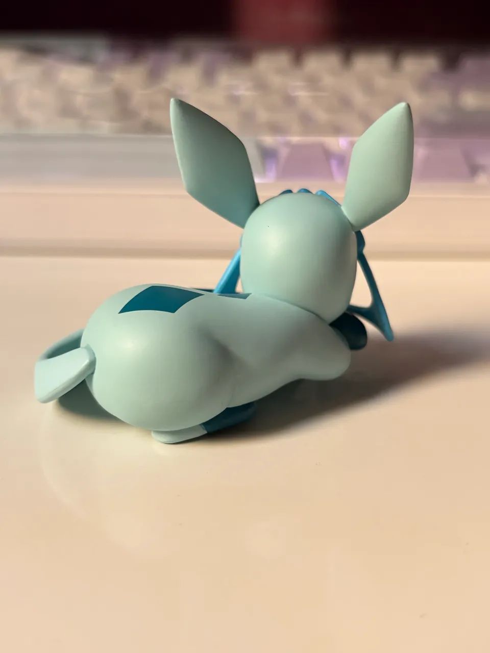 Figure Pokémon Sleeping Glaceon Eeveelution Original - Foto 3