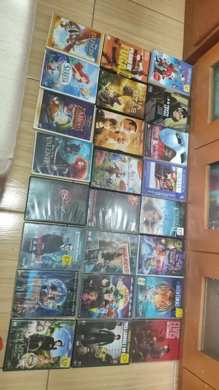Lote com 102 dvds originais 