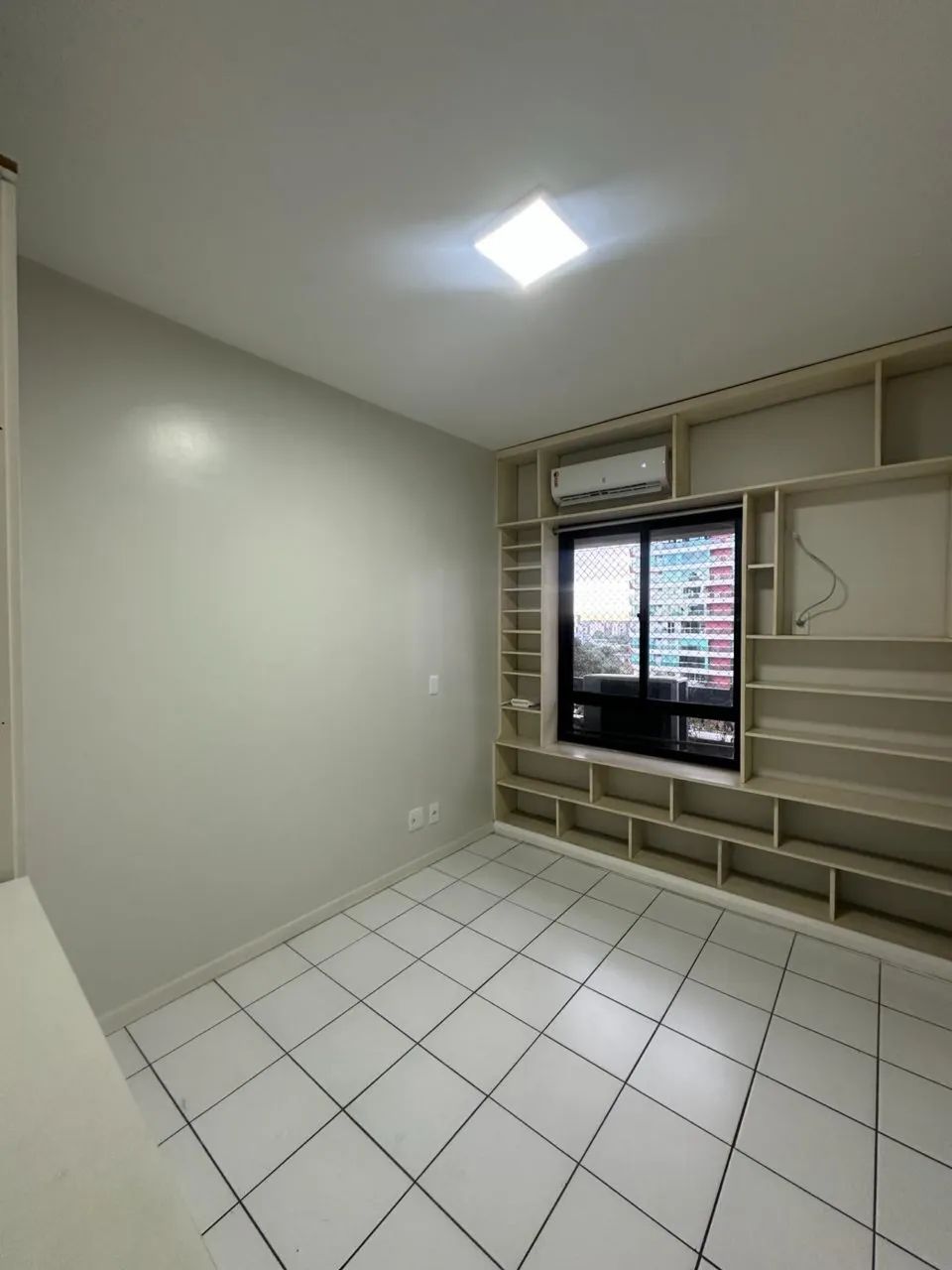 Apartamento para Alugar no Edifício Sainte Marie | 104m² | Adrianópolis | 3 Quartos - Foto 2