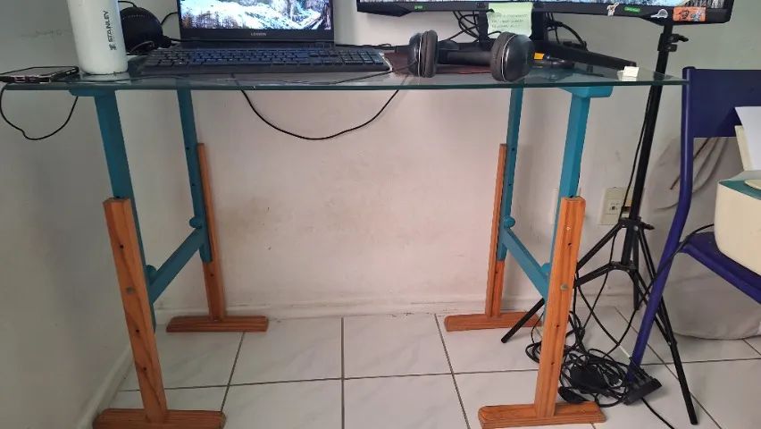 Mesa de trabalho/estudos - Foto 2