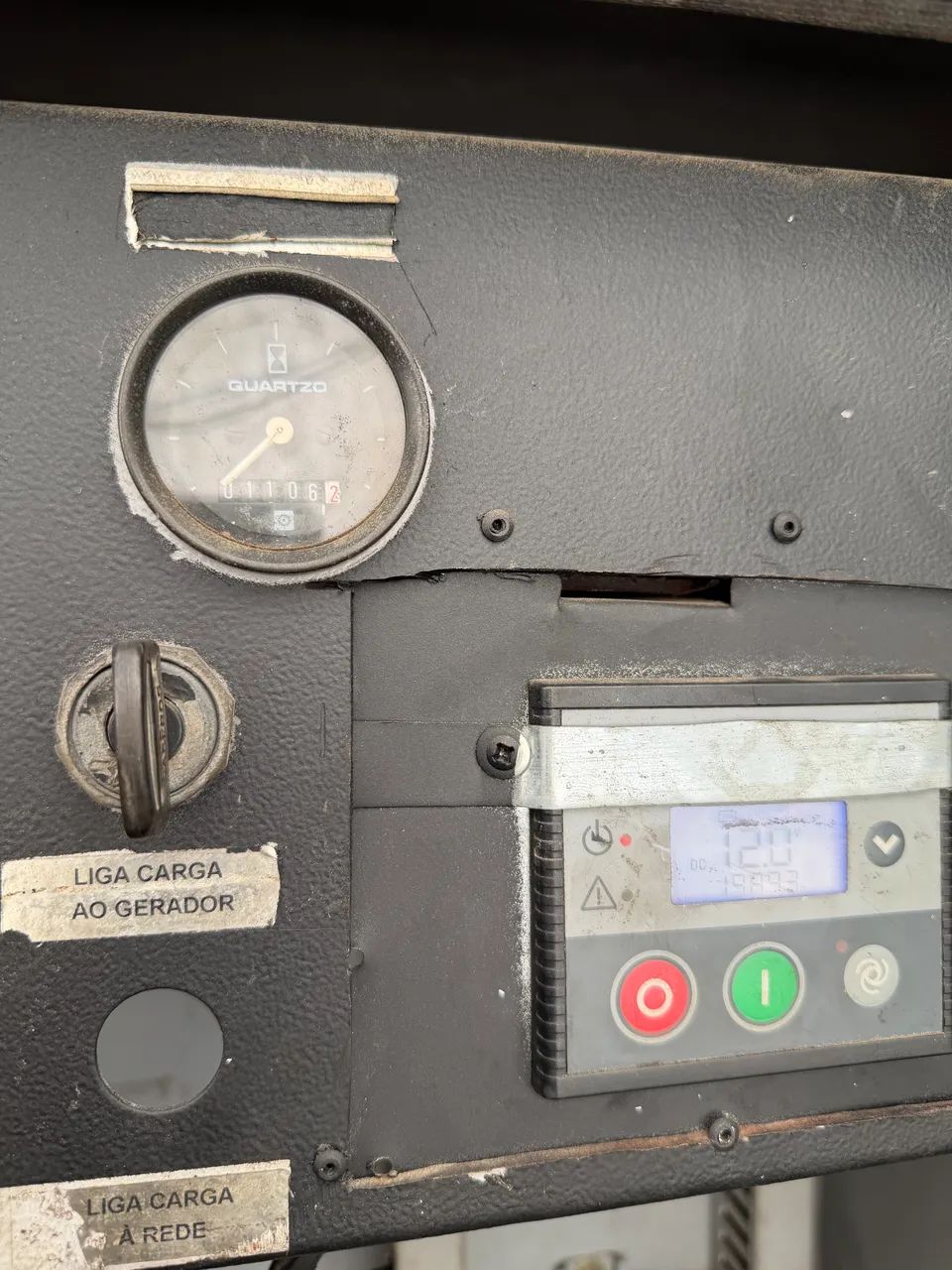 Vendo gerador de 115 kVA.  * - Foto 2