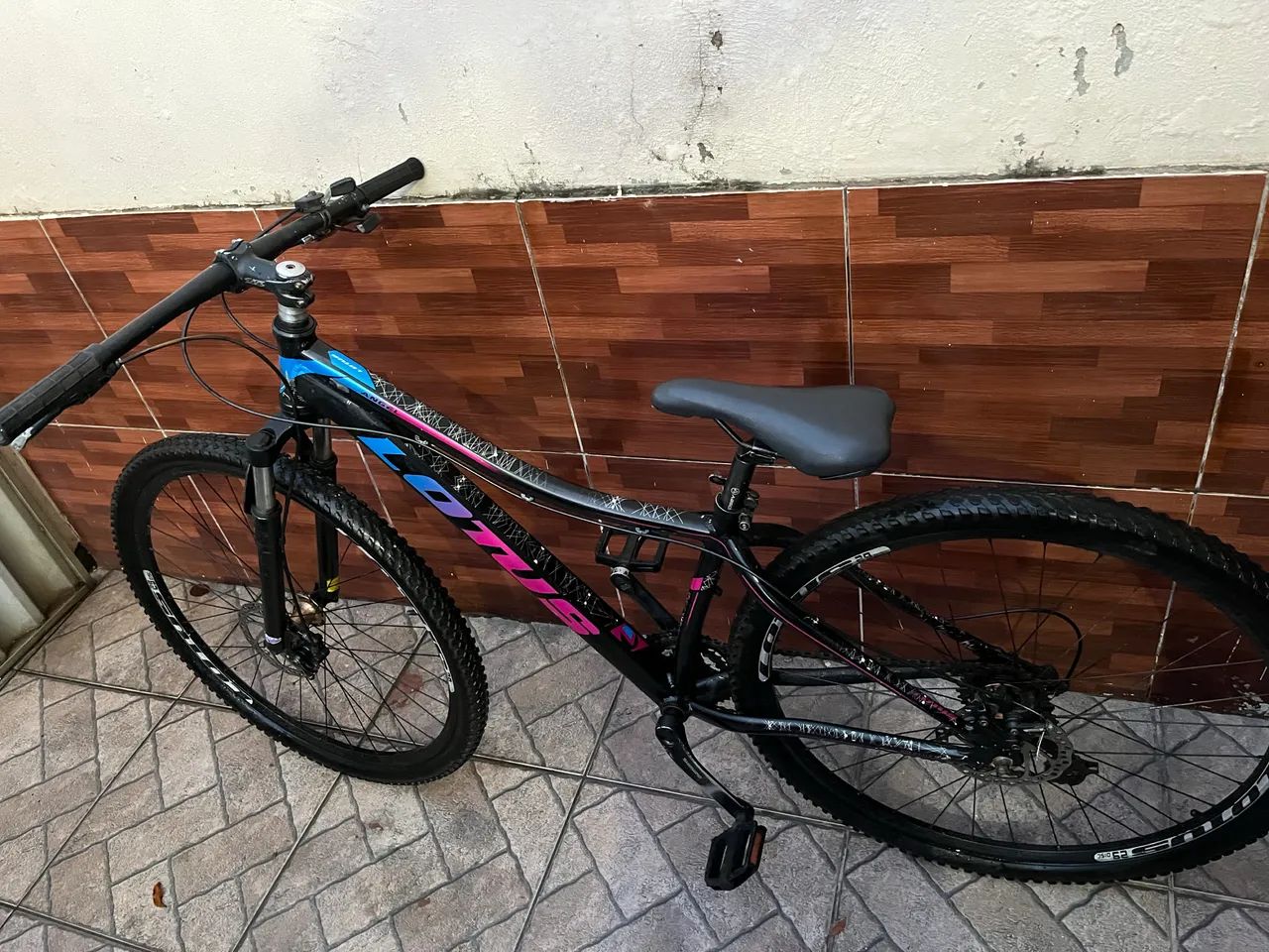 Bicicleta esportiva Lottus aro 29 - Foto 2