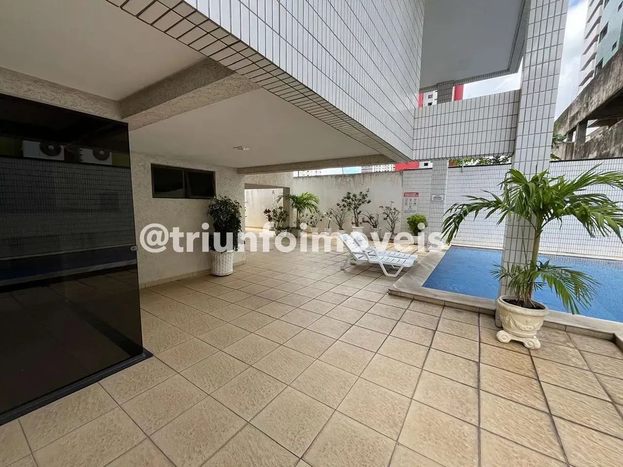 Flat a venda no Jóquei com 1 Quarto - Foto 2