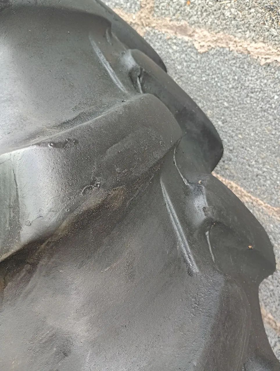 Pneu de Trator Usado 13.6.38  - Foto 4