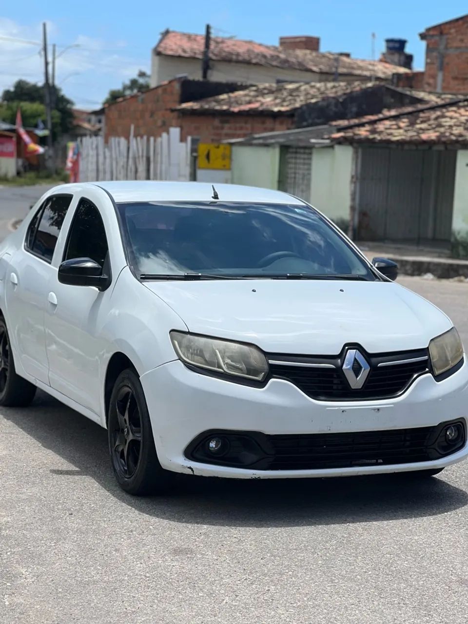 Renault Logan Expression Hi-flex 1.6 8V 4P 2014 - Foto 3