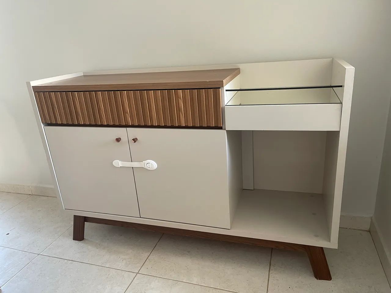 Buffet Bar