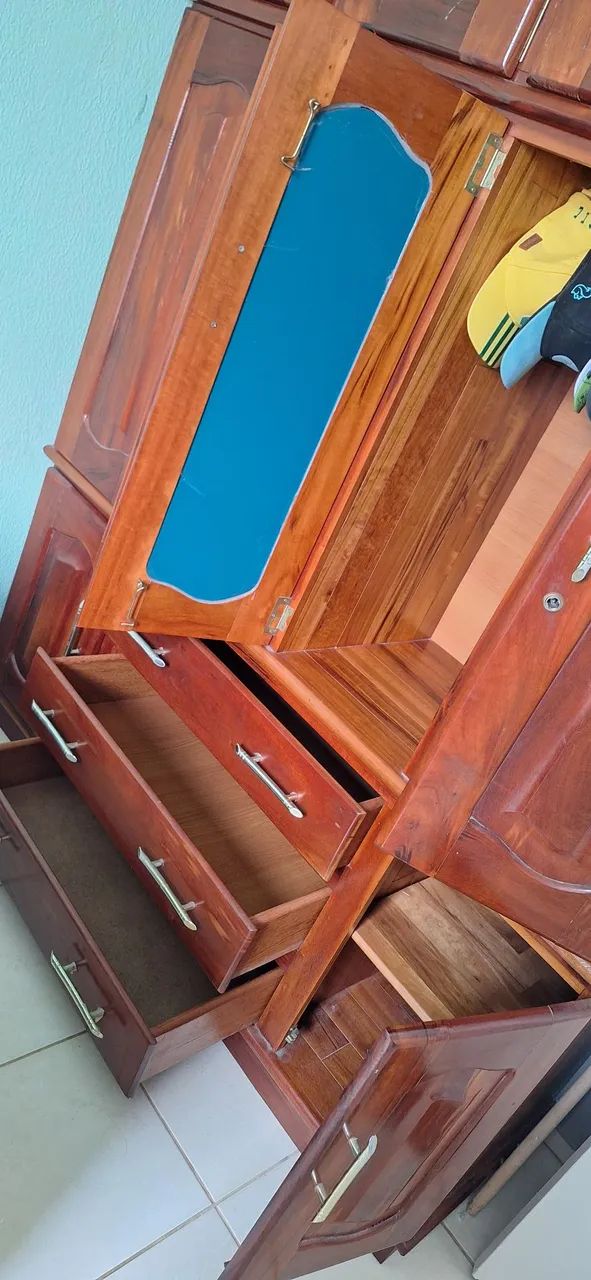 VENDO GUARDA ROUPA SEMI NOVO - Foto 2