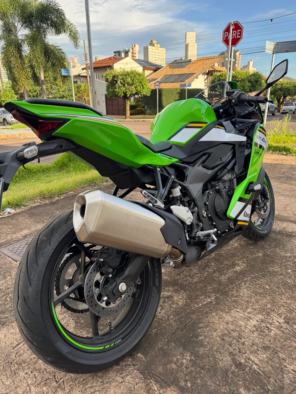 Kawasaki Ninja Zx-4r 2025 - 1485816548 | OLX