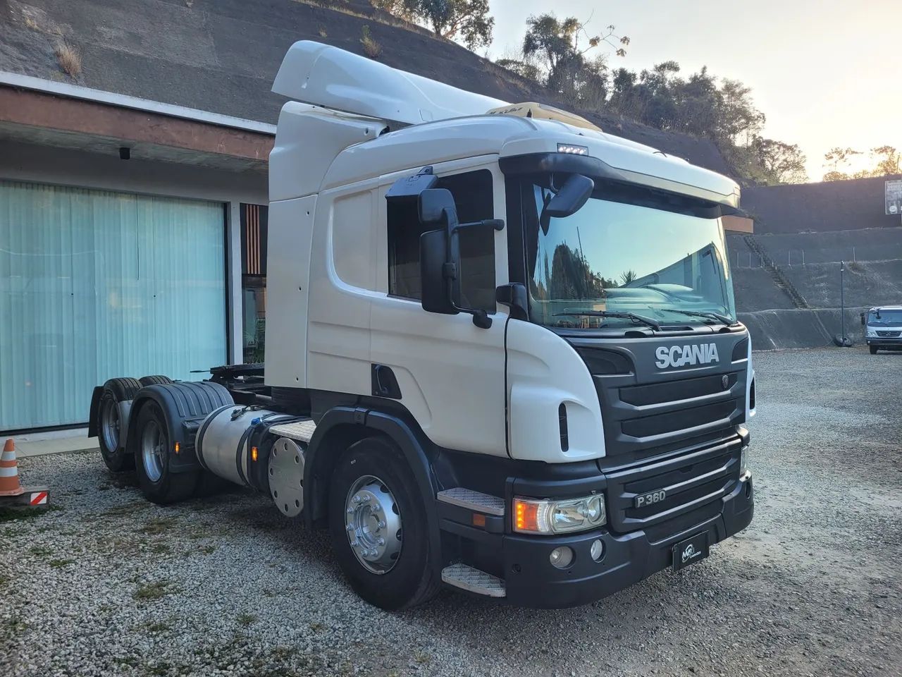 Scania P-360 6x2 2016 Automático  - Foto 2