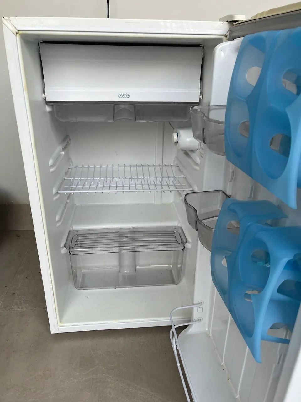 Vendo frigobar cônsul 120 litro - Foto 5