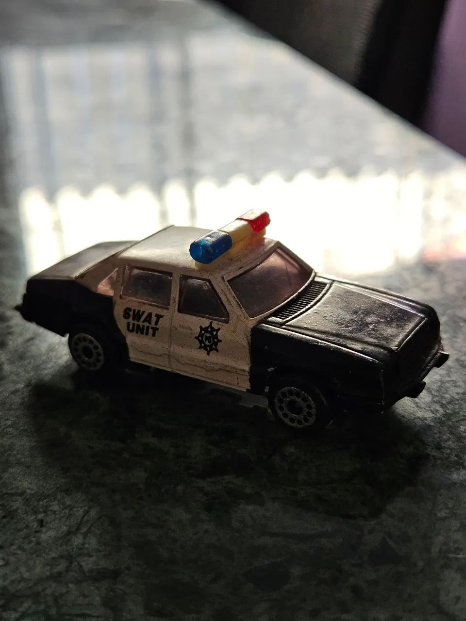 Miniatura Dyna-Wheels Ford LTD Swat - Foto 3