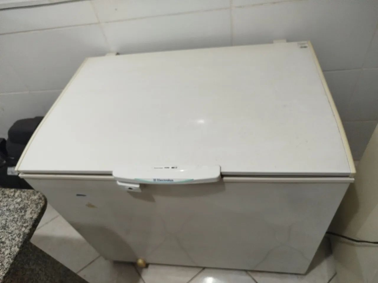 Freezer Eletrolux horizontal 350l